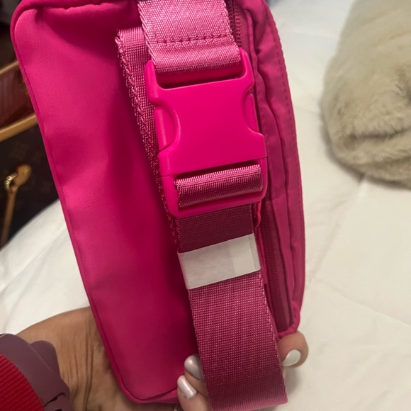 Lululemon belt bag - Picture 6 of 6